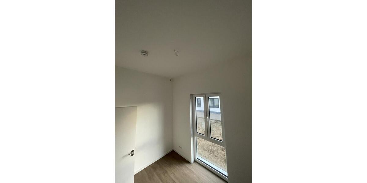 Erdgeschoßwohnung Kleinmachnow - 3 Zimmer, 67 m&sup2;, 1.153&euro; | Angebot:25255079