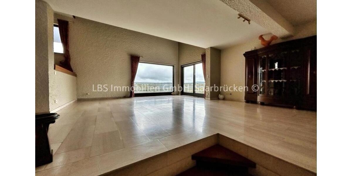 Einfamilienhaus Saarbrücken Neue Bremm - 7 Zimmer, 350 m&sup2;, 320.000&euro; | Angebot:26322666