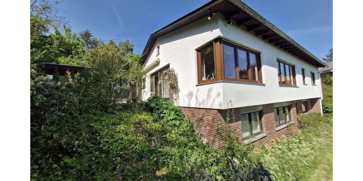 Einfamilienhaus Ochsenfurt - 8.5 Zimmer, 196 m&sup2;, 698.000&euro; | Angebot:24627662