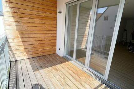 Wohnung Kitzingen - 2 Zimmer, 66 m&sup2;, 710&euro; | Angebot:25229189