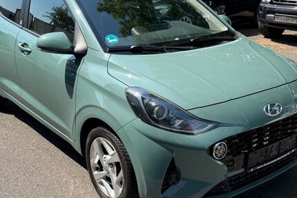 Hyundai i10 39.000 km 11.400 &euro; Wiesbaden 65203