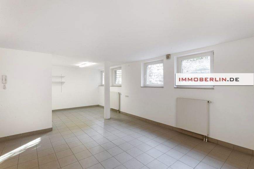 Einfamilienhaus Kleinmachnow - 1 Zimmer, 300 m&sup2;, 1.850.000&euro; | Angebot:24874395
