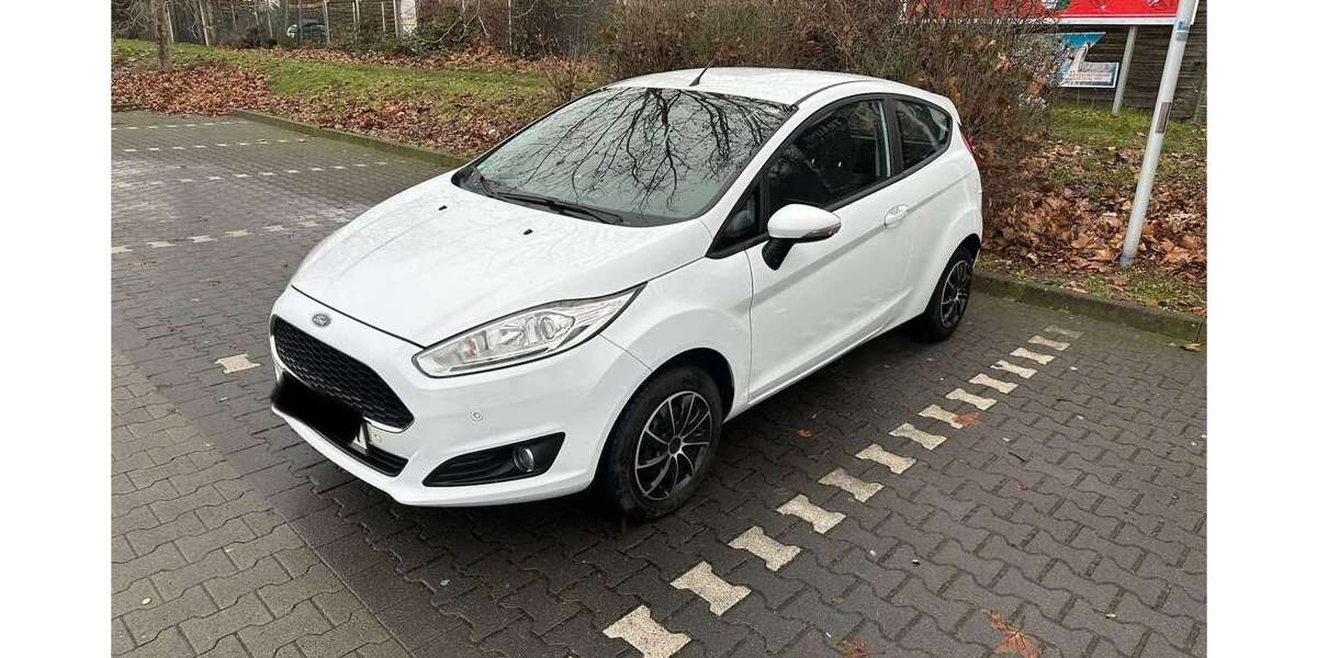 Ford Fiesta 109.000 km 5.900 &euro; Worms 67551