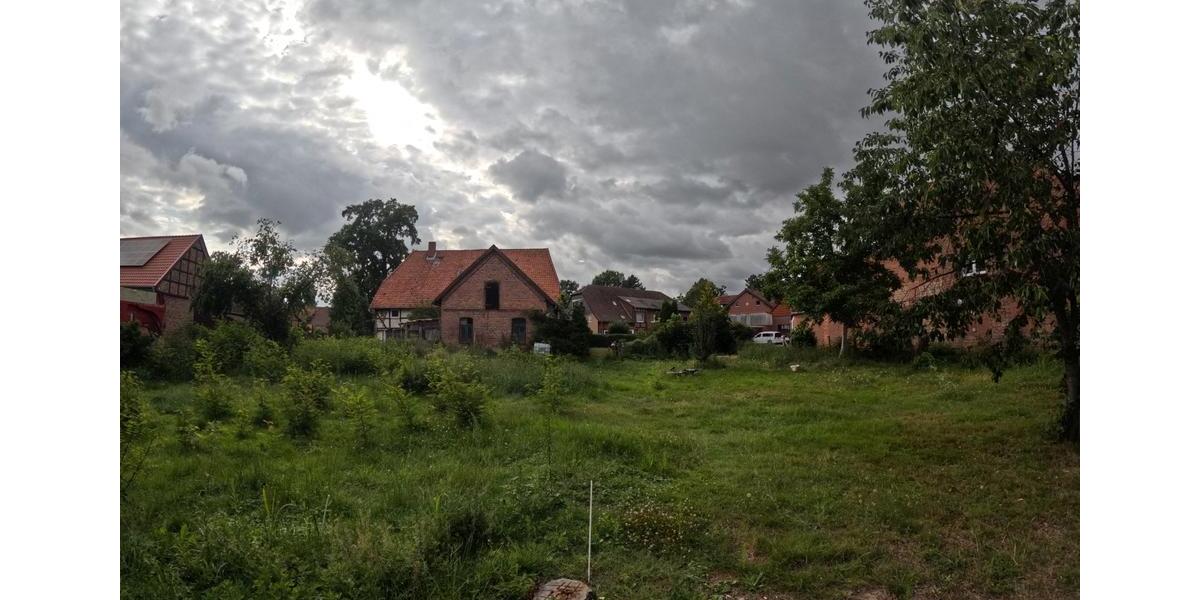 Einfamilienhaus Edemissen - 7 Zimmer, 200 m&sup2;, 160.000&euro; | Angebot:27120168