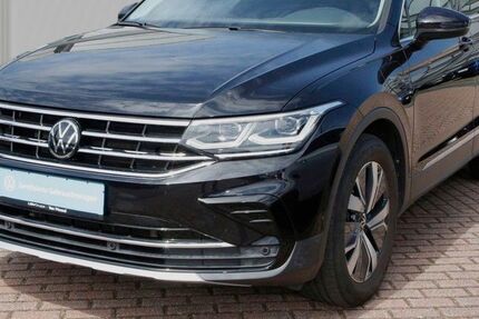 VW Tiguan 60.200 km 25.980 &euro; Meckenheim / Bonn 53340