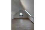 Dachgeschoßwohnung Lüneburg - 2.5 Zimmer, 90 m&sup2;, 1.000&euro; | Angebot:25286482