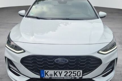 Ford Focus 13.474 km 28.990 &euro; Köln 50825