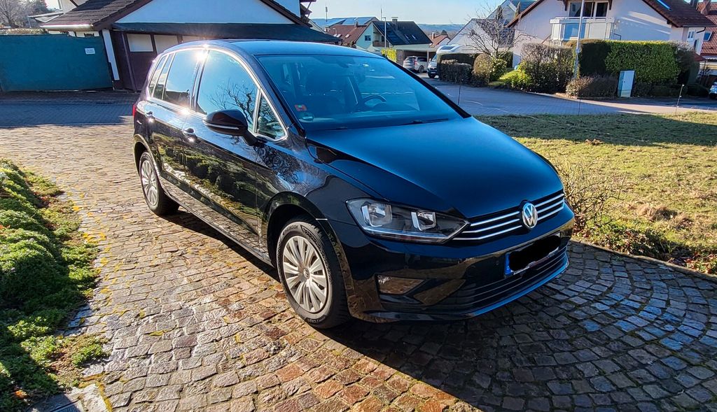 VW Golf Sportsvan 143.000 km 8.900 &euro; Straubenhardt 75334