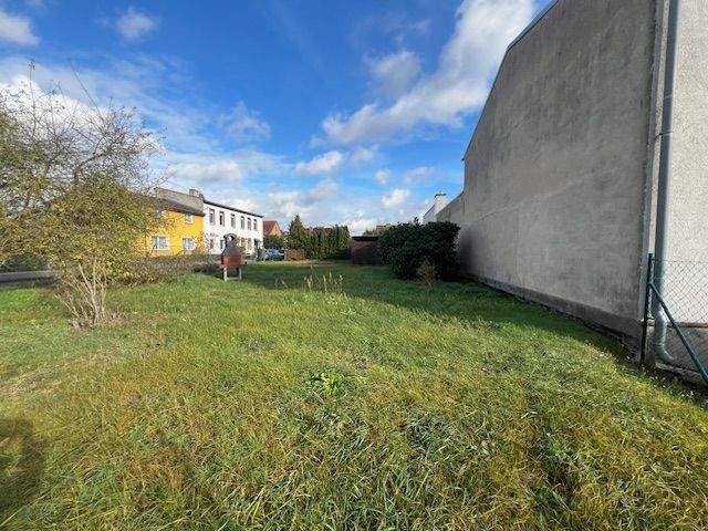 Mehrfamilienhaus, Wohnhaus Britz - 6 Zimmer, 169 m&sup2;, 249.000&euro; | Angebot:25700760