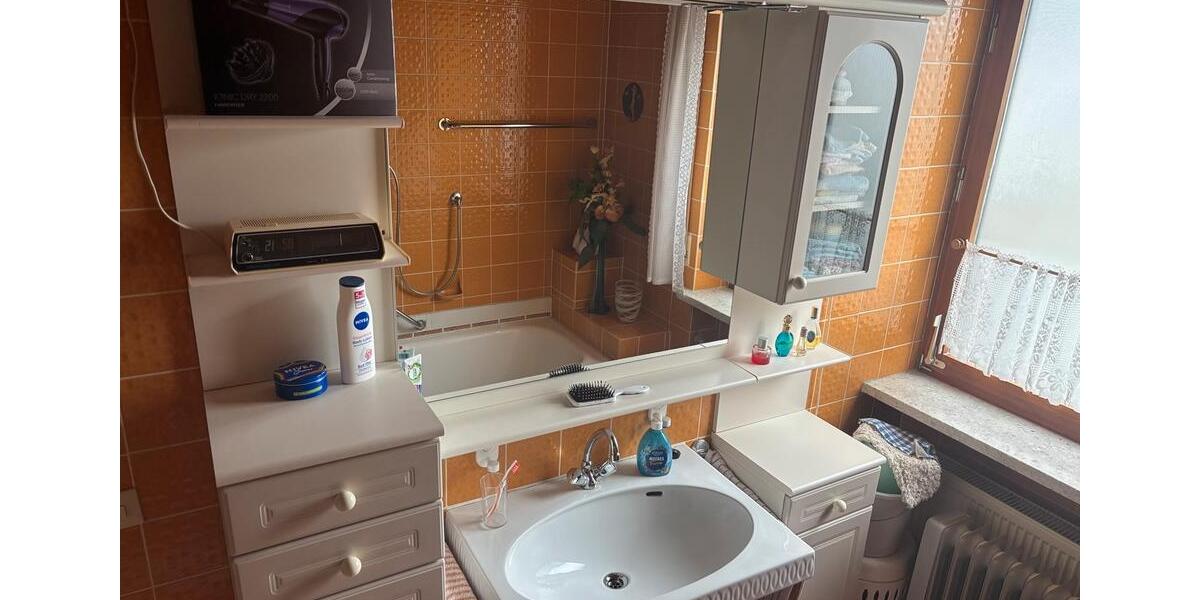 Bungalow Neustadt bei Coburg - 4 Zimmer, 122 m&sup2;, 360.000&euro; | Angebot:27083413