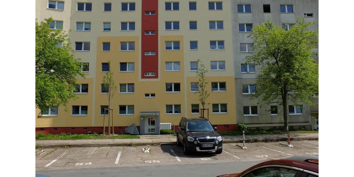 Etagenwohnung Neubrandenburg Datzeberg - 3 Zimmer, 69 m&sup2;, 380&euro; | Angebot:26251255