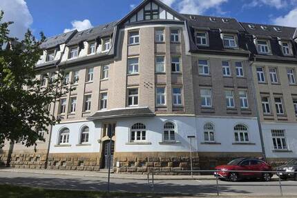 Heimelige 2-Zimmerwohnung mit separater Küche, Duschbad und Abstellraum!