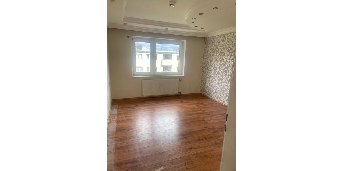 Etagenwohnung Lippstadt Overhagen - 4 Zimmer, 82 m&sup2;, 175.000&euro; | Angebot:26222341