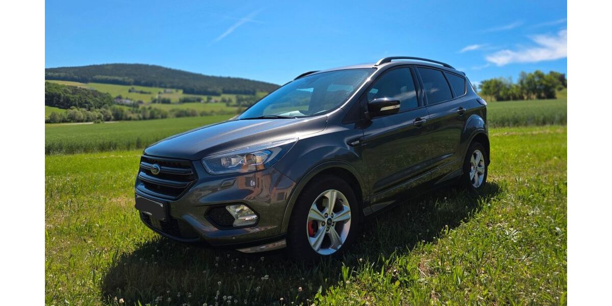 Ford Kuga 76.106 km 18.500 &euro; Neukirchen beim heiligen Blut 93453