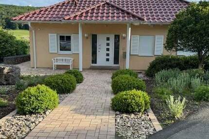 Haus Gladenbach nahe Marburg Frohnhausen - 7 Zimmer, 175 m&sup2;, 585.000&euro; | Angebot:24609775