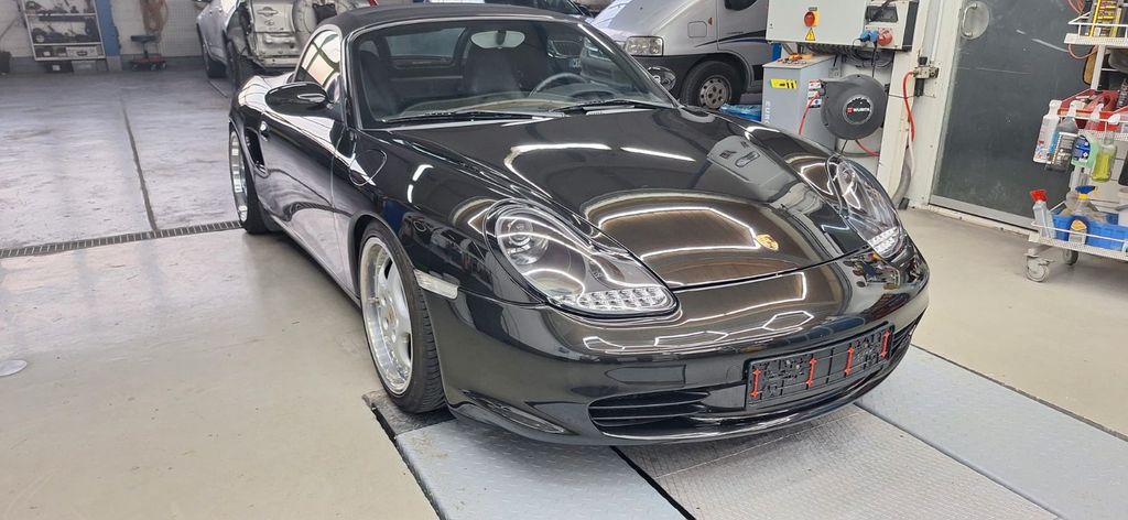 Porsche Boxster 127.000 km 17.900 &euro; Bad Säckingen 79713