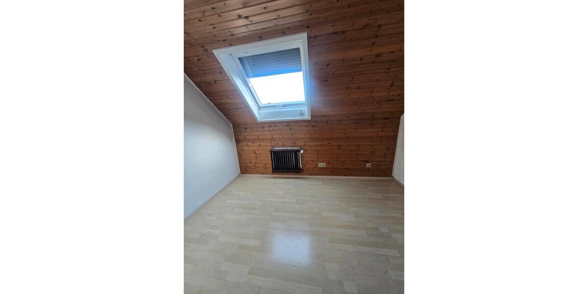 Einfamilienhaus Ettlingen - 5 Zimmer, 150 m&sup2;, 1.750&euro; | Angebot:24810197