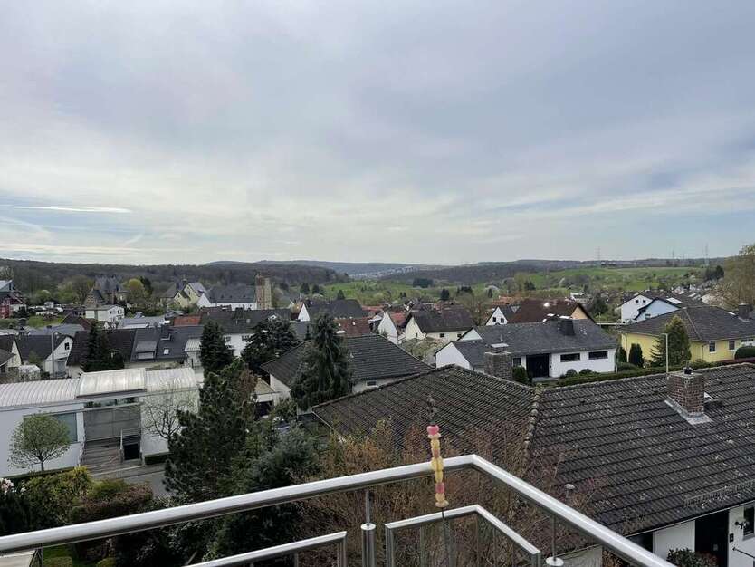 Wohnung zum Mieten in Niedernhausen 1.900 € 180 m²