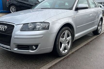 Audi A3 101.080 km 7.500 € München 81825