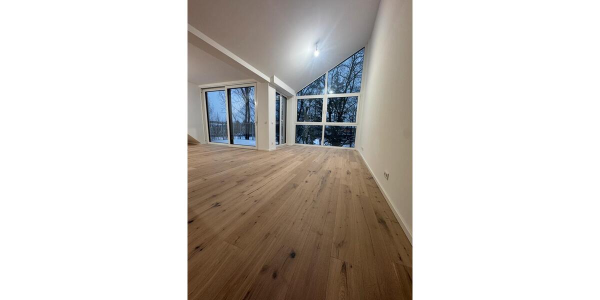 Dachgeschoßwohnung Königs Wusterhausen - 3 Zimmer, 80 m&sup2;, 379.000&euro; | Angebot:25161421