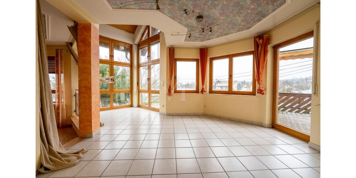 Maisonettenwohnung Hundsangen - 7 Zimmer, 220 m&sup2;, 1.500&euro; | Angebot:25259174