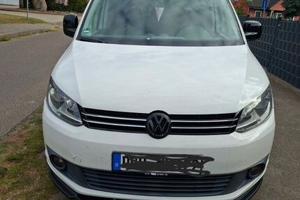 VW Caddy 175.000 km 8.300 &euro; Spornitz 19372