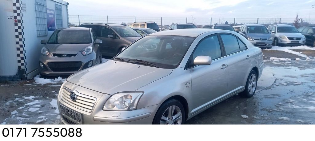 Toyota Avensis 96.000 km 2.990 &euro; Rottenburg 84056