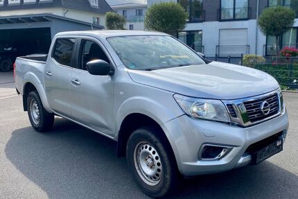 Nissan Navara 213.000 km 9.500 &euro; Minden 32423