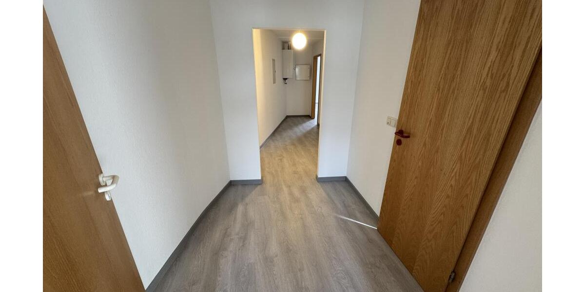 Barrierearmes Wohnen Dachterrasse und Aufzug: 2-Raum Wohnung in der Geraer Innenstadt - Dachgeschoßwohnung Gera Ostviertel | Angebot:26335256