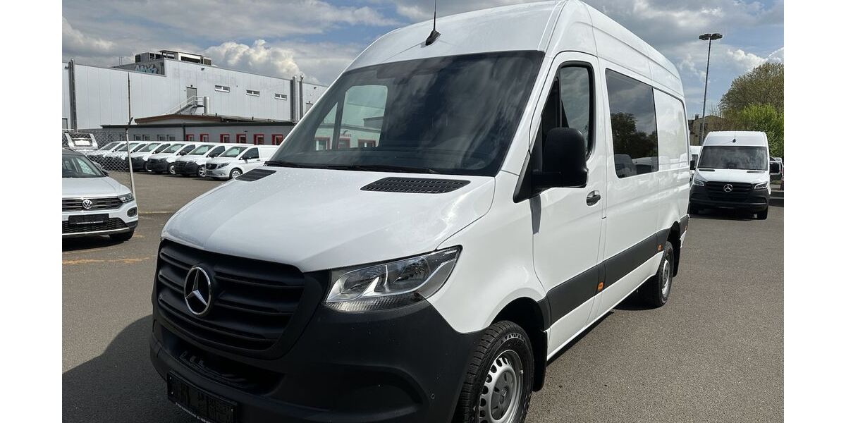 Mercedes-Benz Sprinter 166.193 km 31.892 &euro; Mainz 55122