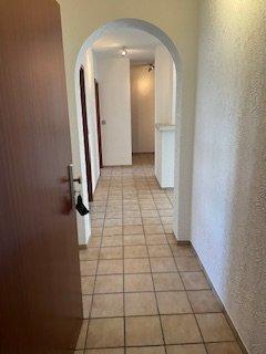Etagenwohnung Selb - 4 Zimmer, 96 m&sup2;, 900&euro; | Angebot:26416441