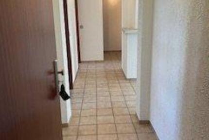 Wohnung Selb - 4 Zimmer, 96 m&sup2;, 900&euro; | Angebot:26416441