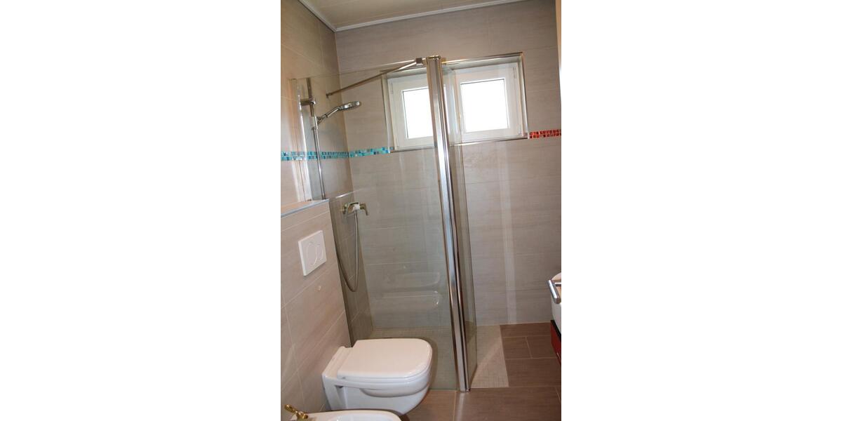 Einfamilienhaus Tröstau - 4 Zimmer, 100 m&sup2;, 300.000&euro; | Angebot:26702403