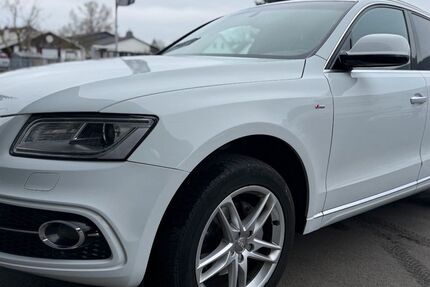 Audi Q5 130.000 km 17.999 &euro; Frankfurt am Main 60386