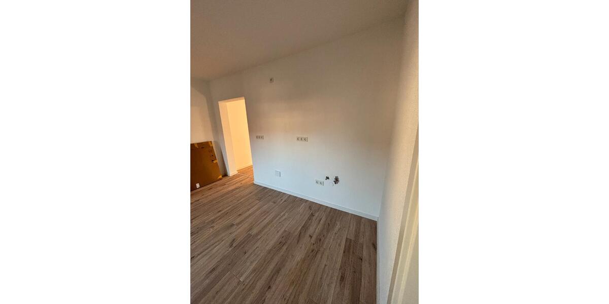 Erdgeschoßwohnung Schiffweiler - 2 Zimmer, 51 m&sup2;, 600&euro; | Angebot:26147370