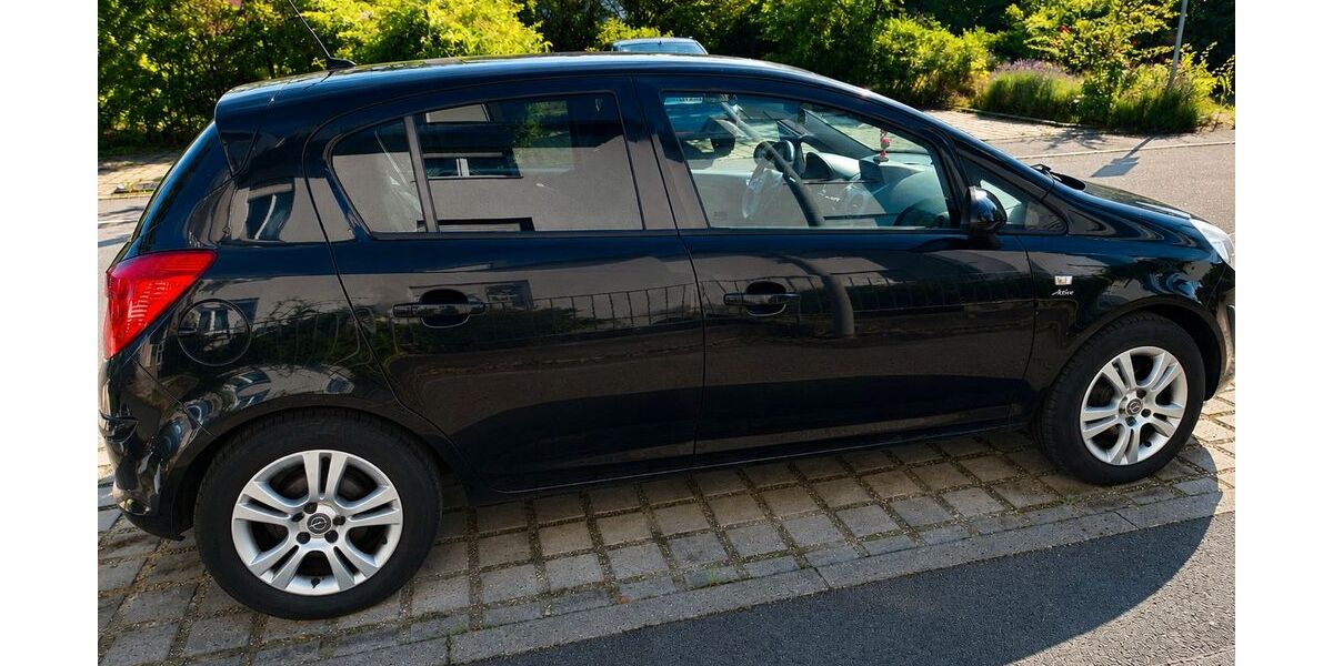 Opel Corsa 188.000 km 2.700 &euro; Eckental 90542