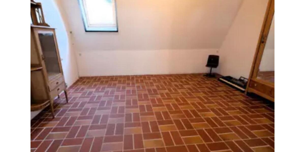 Etagenwohnung Goch - 2 Zimmer, 80 m&sup2;, 750&euro; | Angebot:26197466