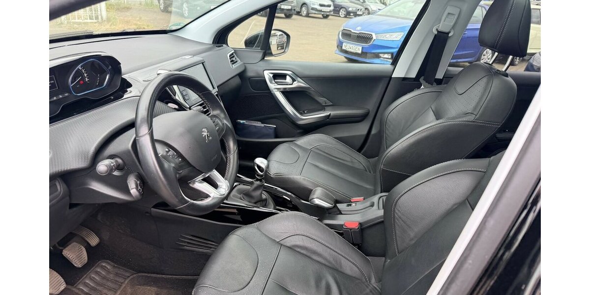 Peugeot 2008 1.2 130PS Allure/Scheckh/Pano/2Hand 78.450 km 8.290 &euro; Frankfurt 60386