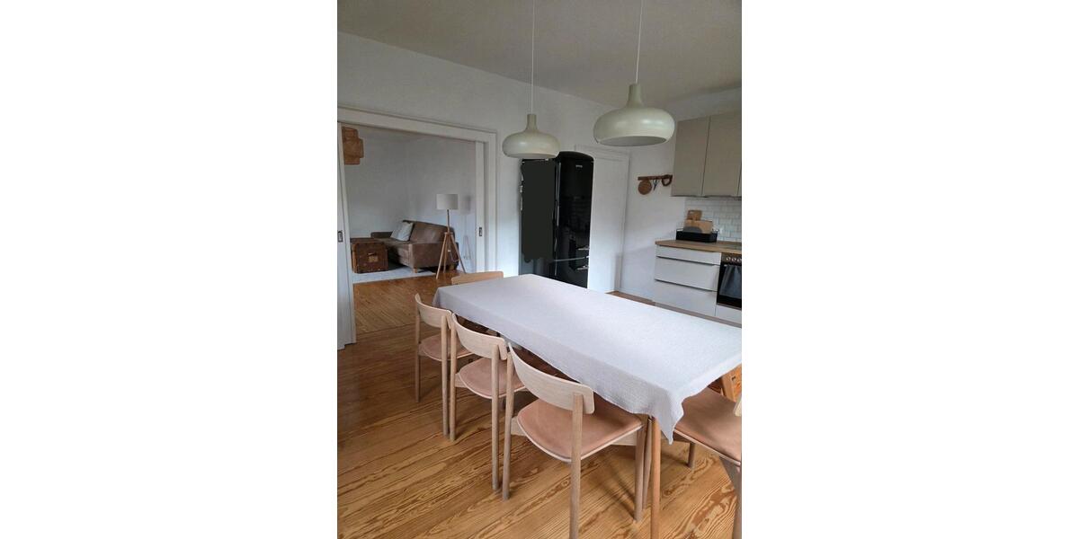 Hochparterre Wilhelmshaven Heppens - 4 Zimmer, 122 m&sup2;, 335.000&euro; | Angebot:27216842
