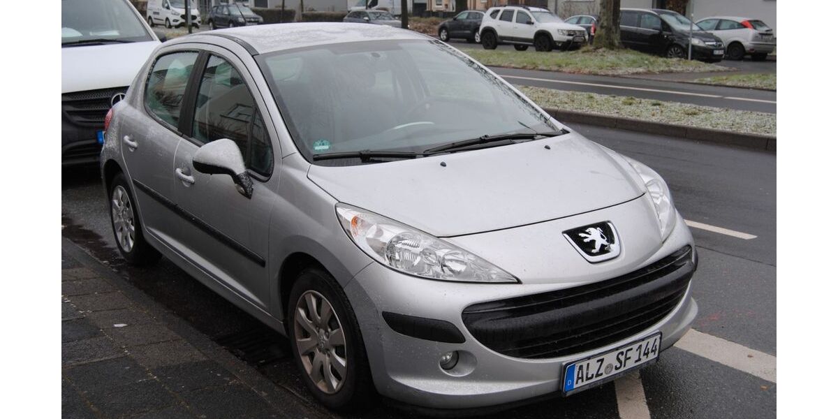 Peugeot 207 115.980 km 2.480 &euro; Dreieich 63303