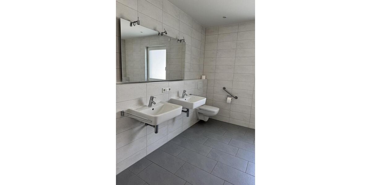 Doppelhaushälfte Hirschberg an der Bergstraße - 5.5 Zimmer, 189 m&sup2;, 2.750&euro; | Angebot:25908450