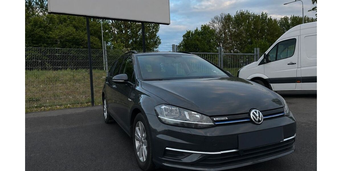 VW Golf 70.000 km 12.500 &euro; Leipzig 04177