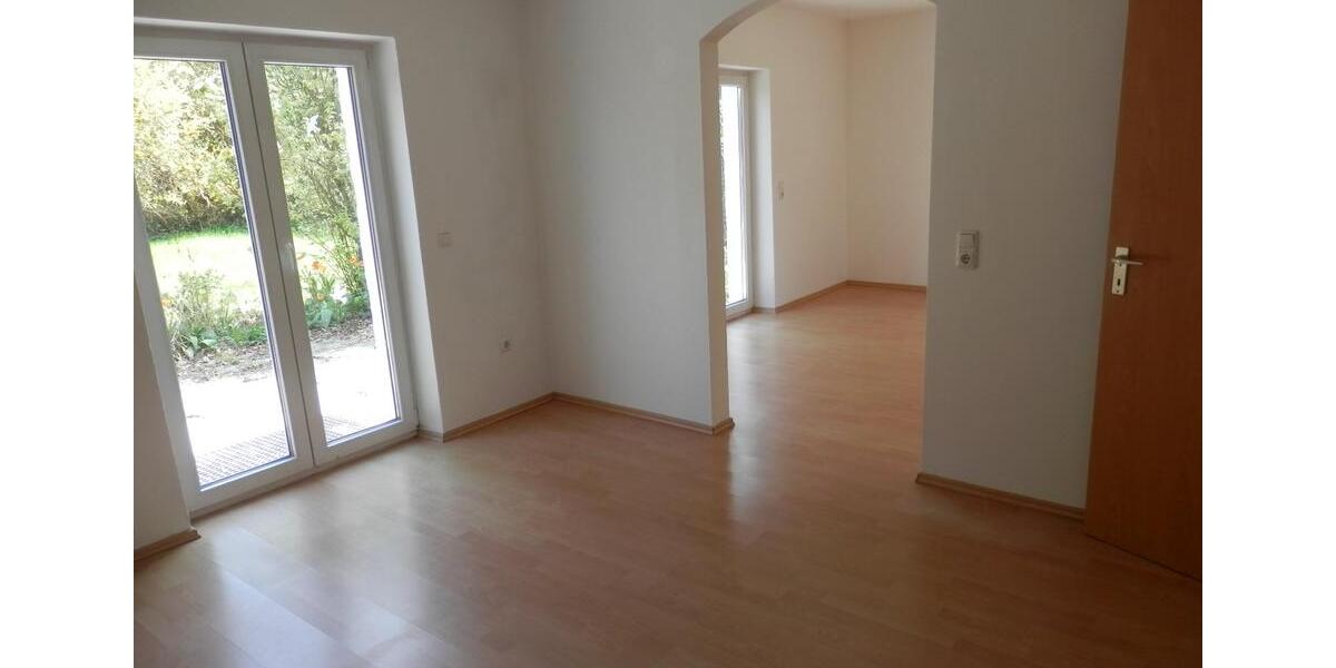 Einfamilienhaus Neuötting - 5 Zimmer, 105 m&sup2;, 1.200&euro; | Angebot:26408413