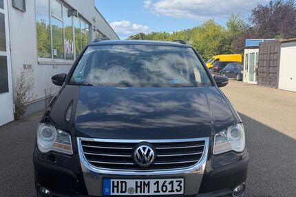 VW Touran 245.000 km 5.199 &euro; Wiesloch 69168