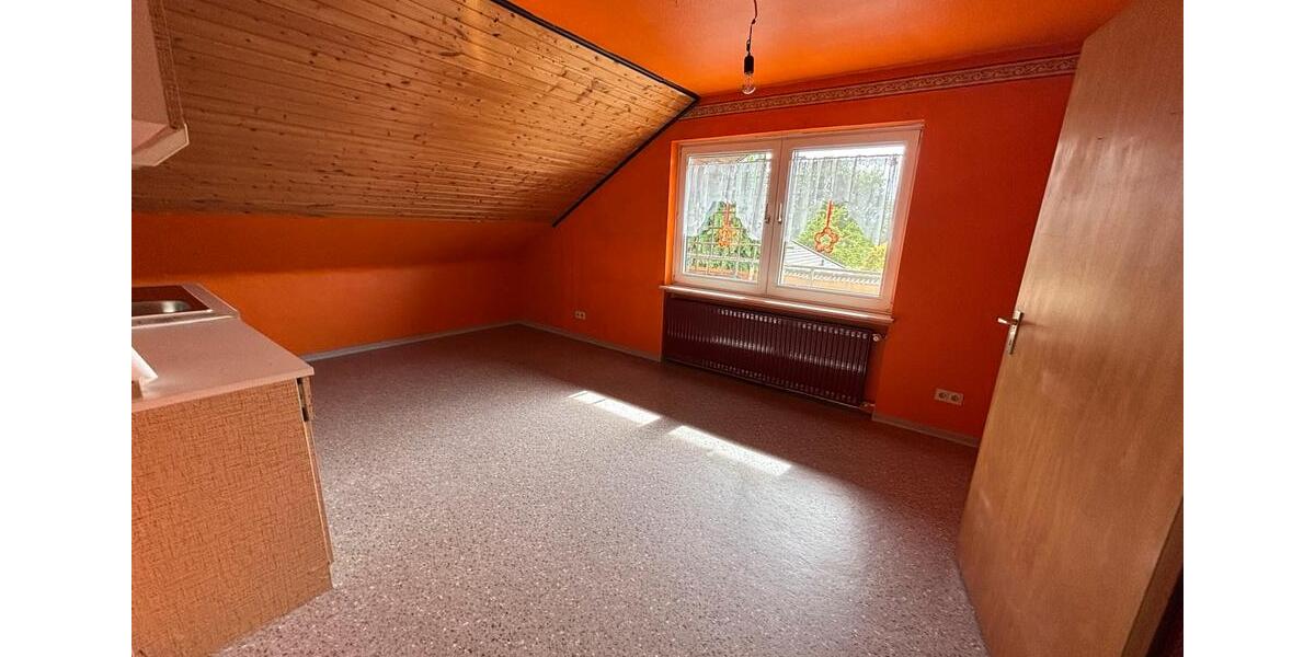 Einfamilienhaus Gelnhausen - 8 Zimmer, 172 m&sup2;, 460.000&euro; | Angebot:26764454