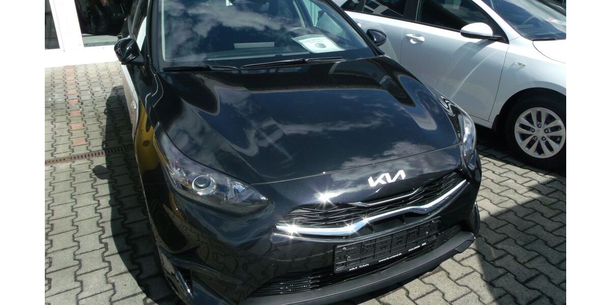 Kia ceed / Ceed 7.995 km 23.500 € Strahwalde 02747