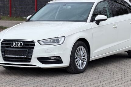Audi A3 119.000 km 10.900 &euro; Windhausen 37539