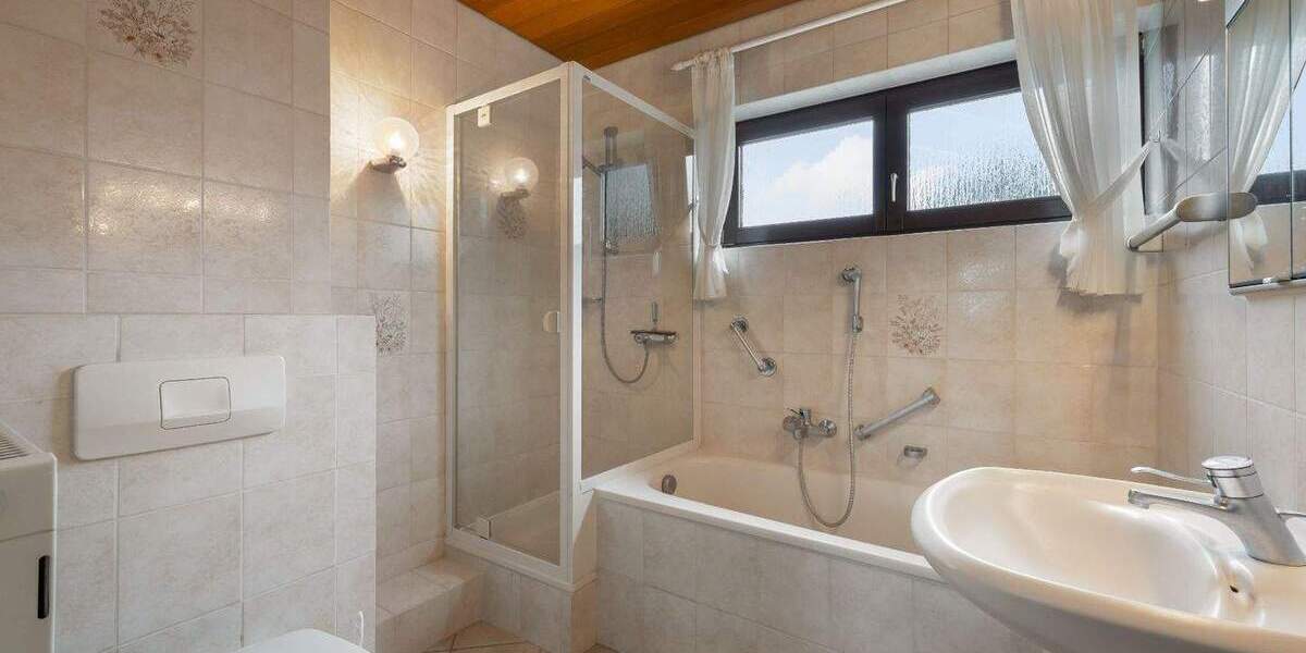 Reihenendhaus Schwalbach am Taunus - 4 Zimmer, 125 m&sup2;, 576.000&euro; | Angebot:25777909