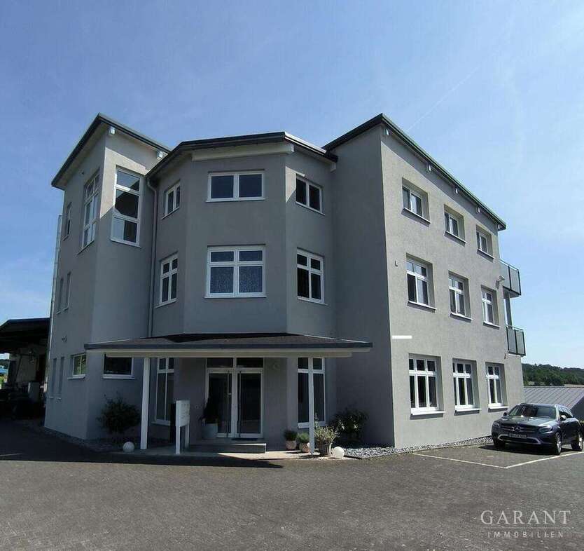Büro in Kirchardt 1.200 € 220 m²
