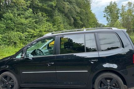 VW Touran 115.000 km 6.500 &euro; Kreuztal 57223